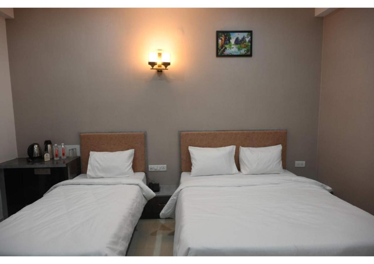Hotel Ganga Kaveri 바라나시 외부 사진